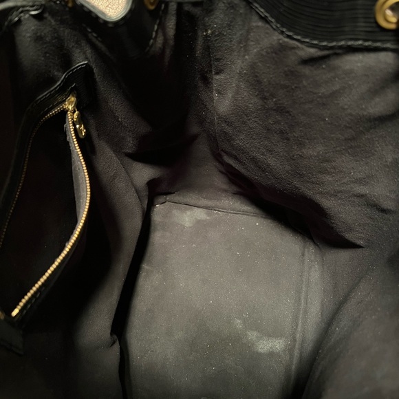 Authentic Louis Vuitton Black Epi Leather Neo Drawstring Bucket Bag - copy post - Picture 10 of 16